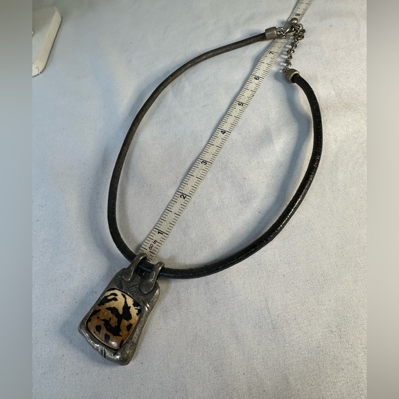 Industrial animal pendant Chico’s boho necklace - Picture 4 of 7